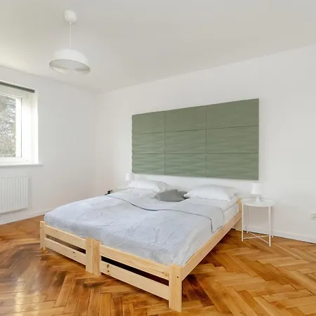 Jasne Rycerska W Poznaniu Smarttv By Renters Daire Poznan