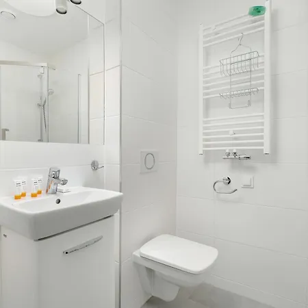 Apartmán Jasne Rycerska W Poznaniu Smarttv By Renters *